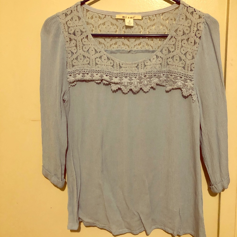 Woman’s blouse